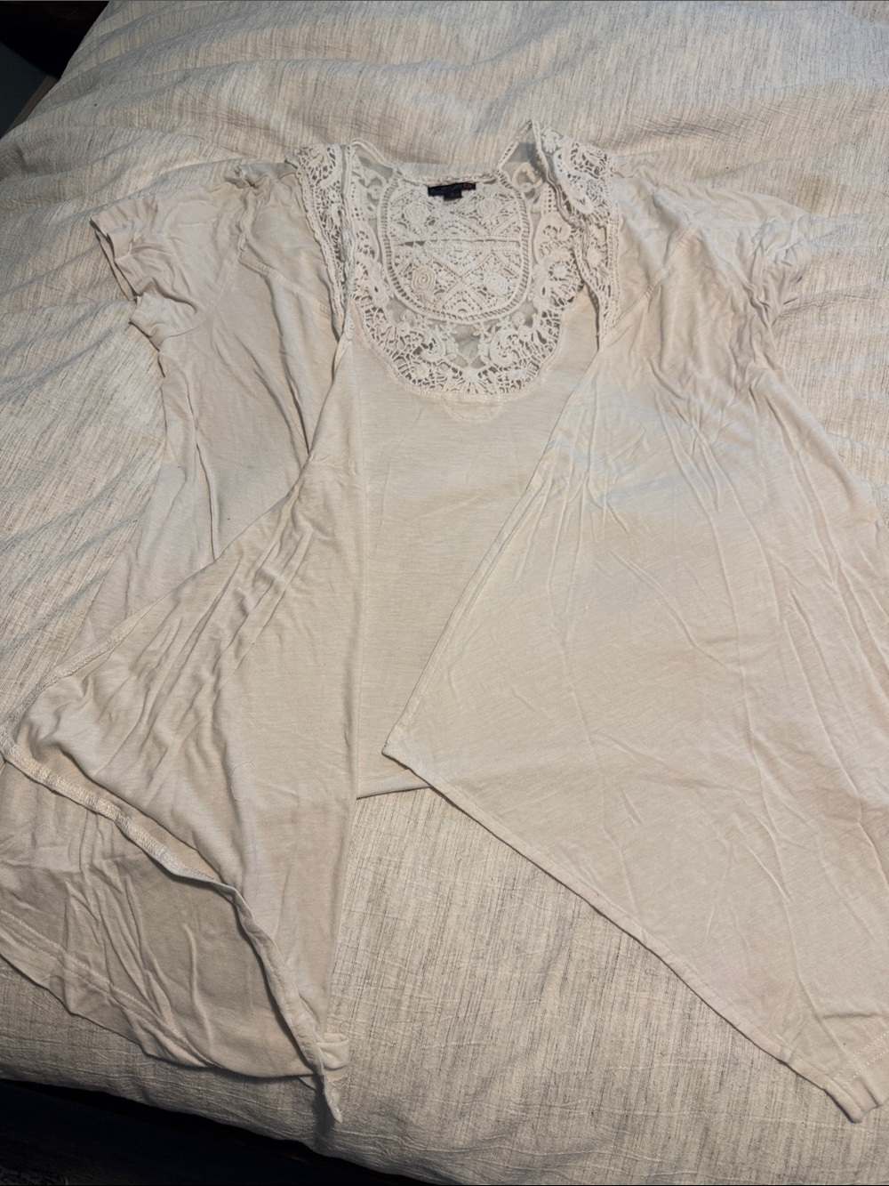 G by Guess Cream Crochet Yoke Short Sleeve Tunic
